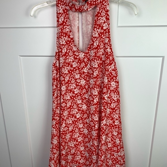 Lulus SMALL Lean Close Red White Floral Halter Neck Mini Swing Dress - Picture 3 of 7